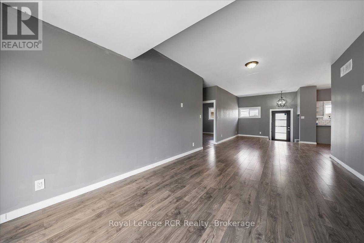 717906 6 Highway Property Photo 13