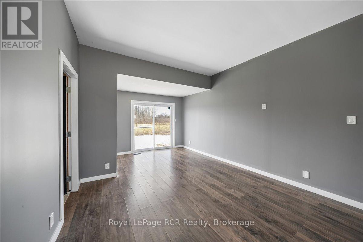 717906 6 Highway Property Photo 15