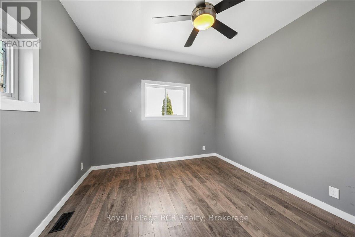 717906 6 Highway Property Photo 20