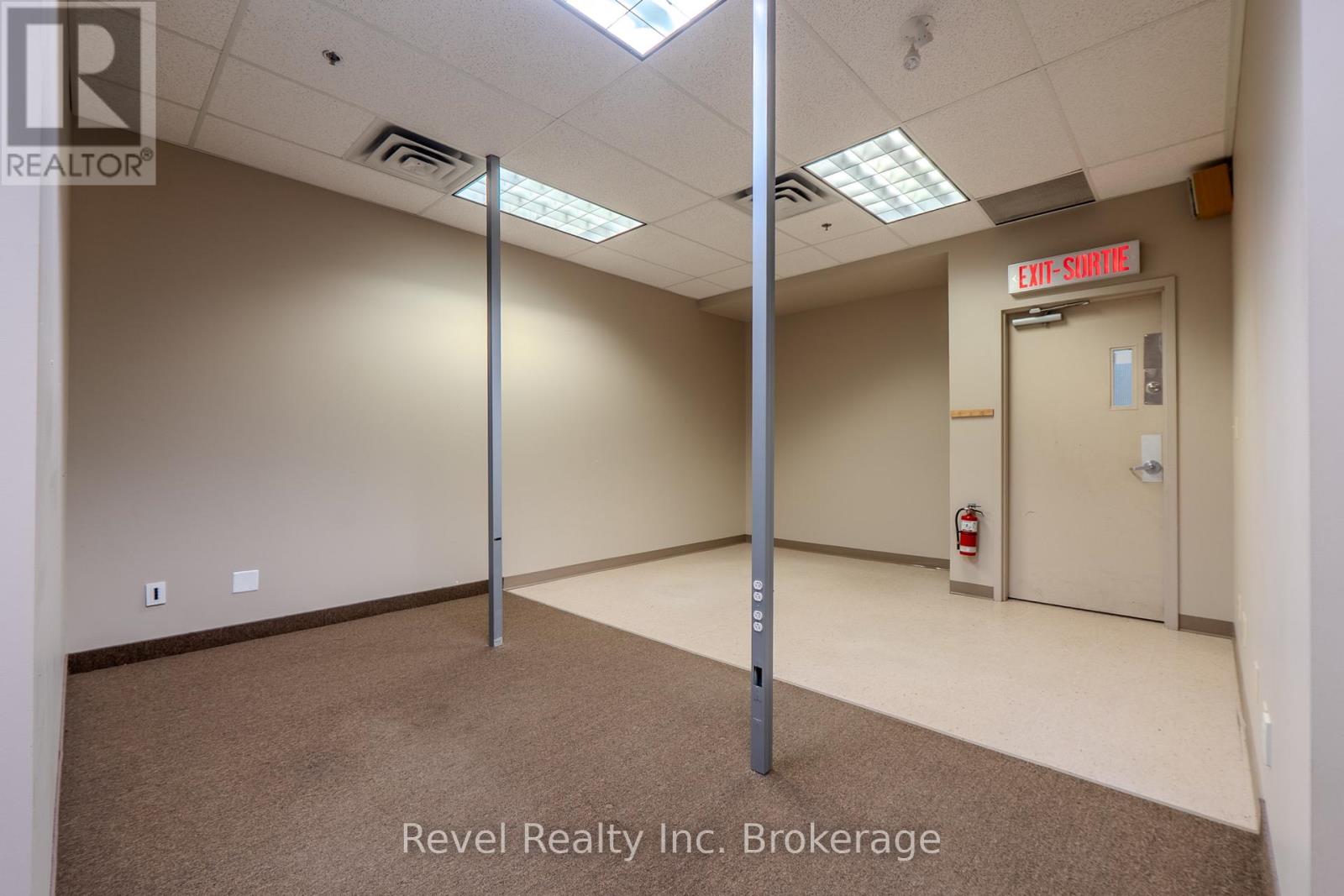 210 - 180 Shirreff Avenue Property Photo 5