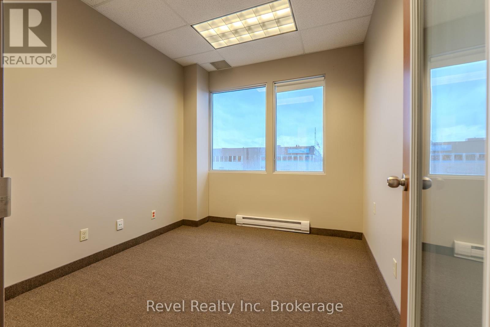 210 - 180 Shirreff Avenue Property Photo 14