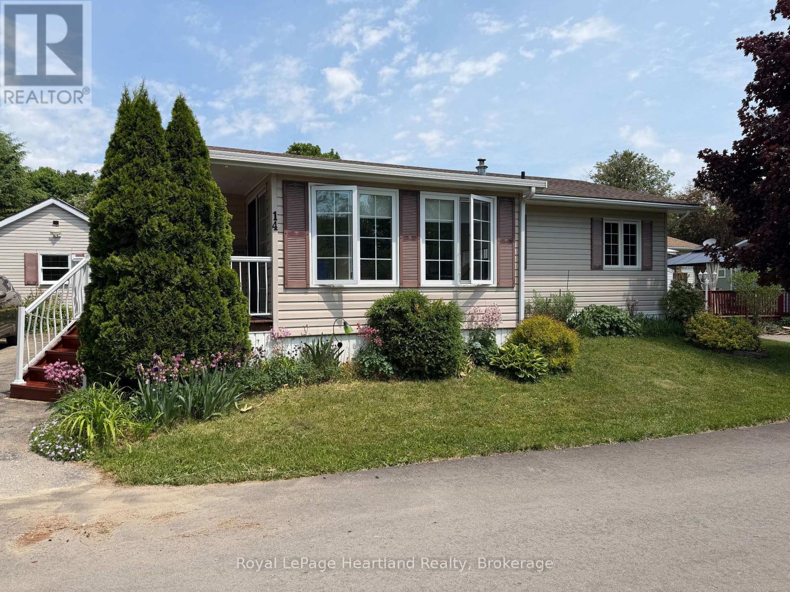 14 Garden Road Property Photo 6
