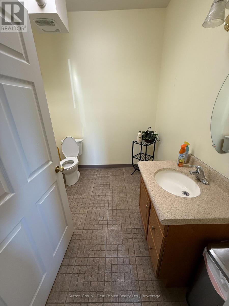 109 St Andrews Street Property Photo 10