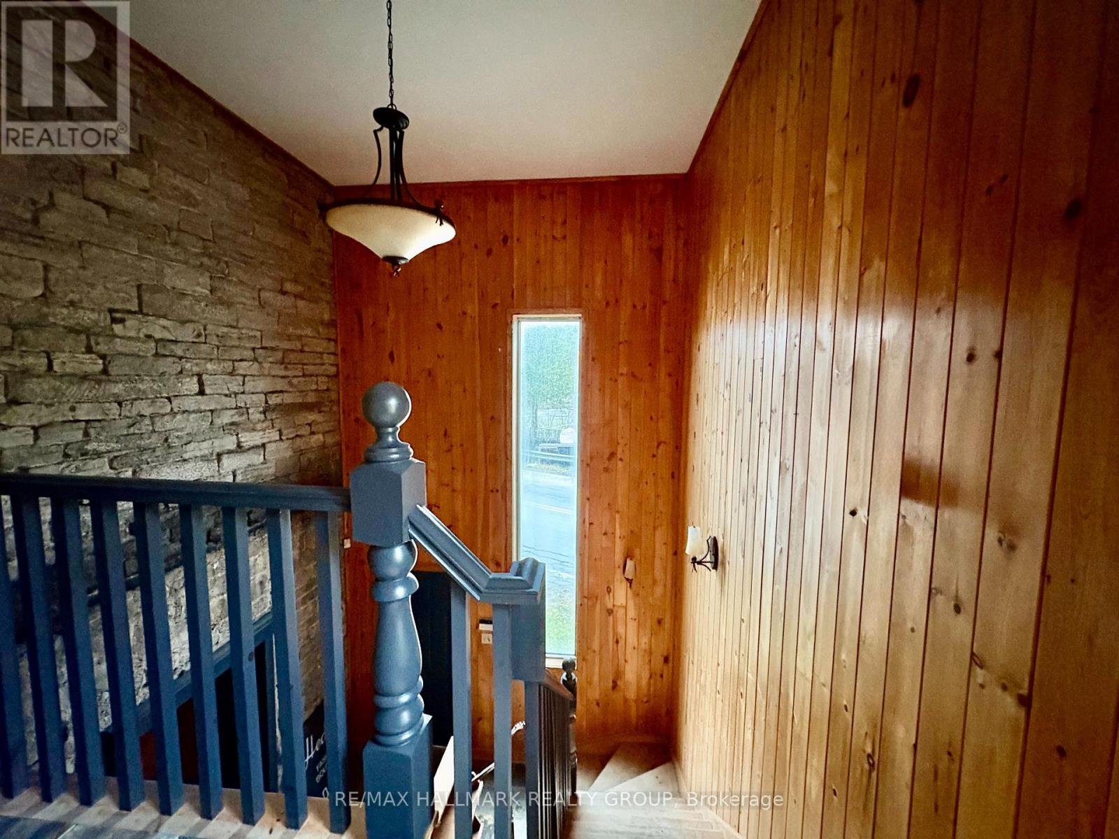 4883 Kinburn Side Road Property Photo 14