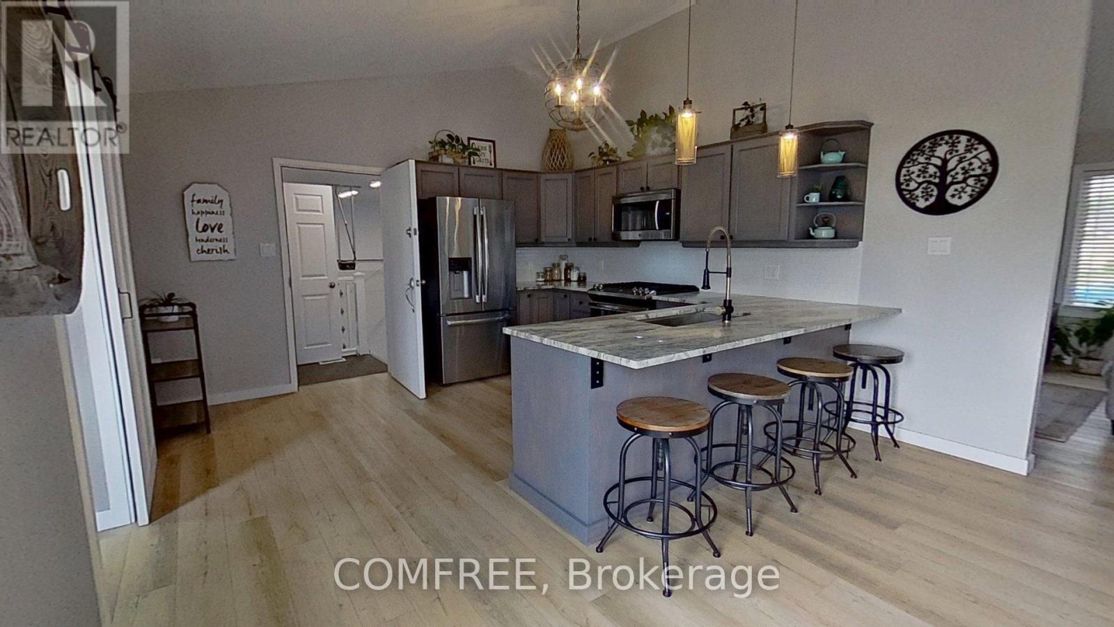1 Starlight Lane Property Photo 9