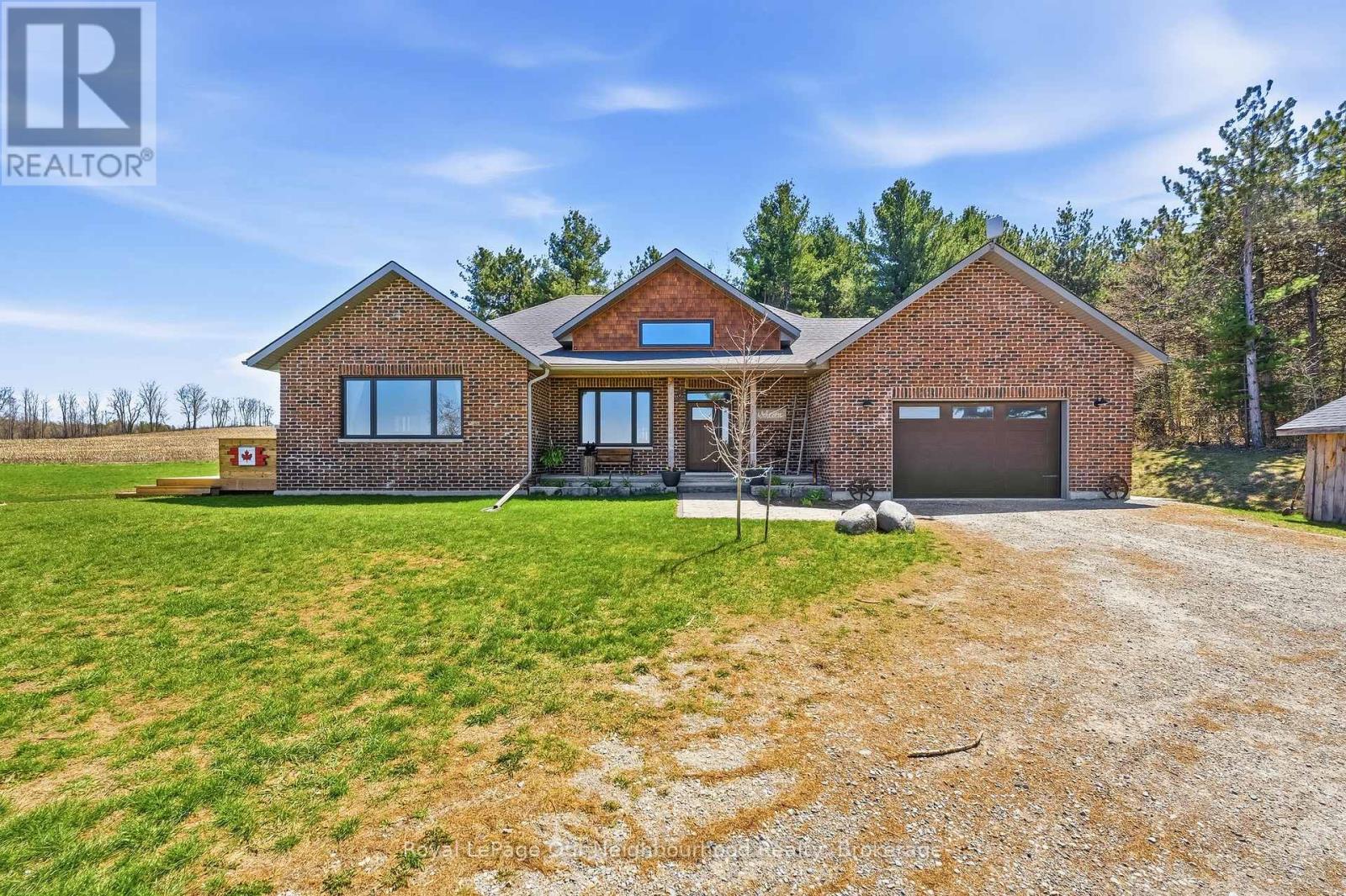 63 Hansen Road Property Photo 4