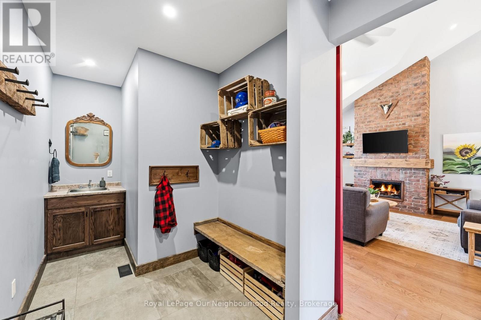 63 Hansen Road Property Photo 21