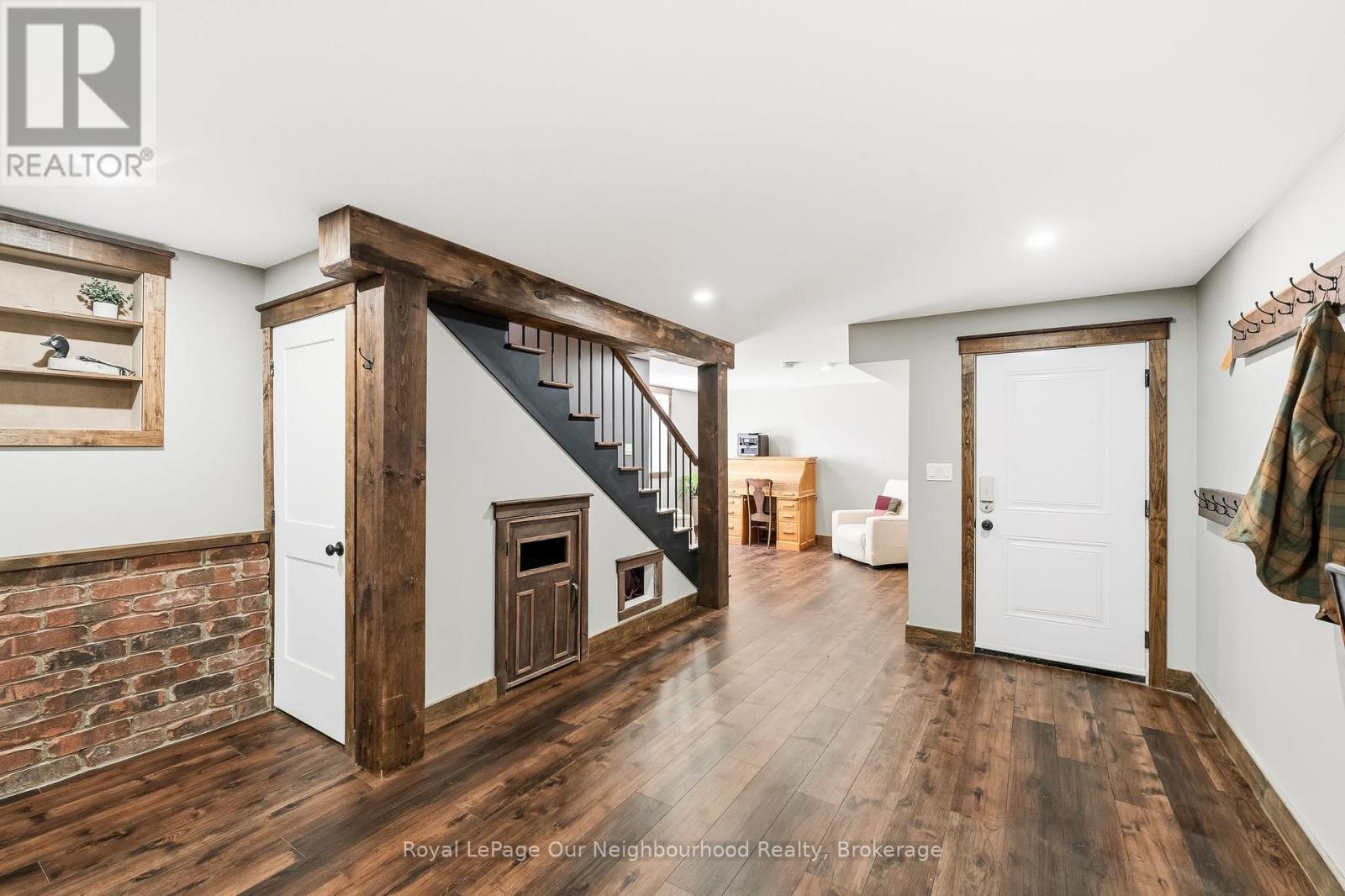 63 Hansen Road Property Photo 37