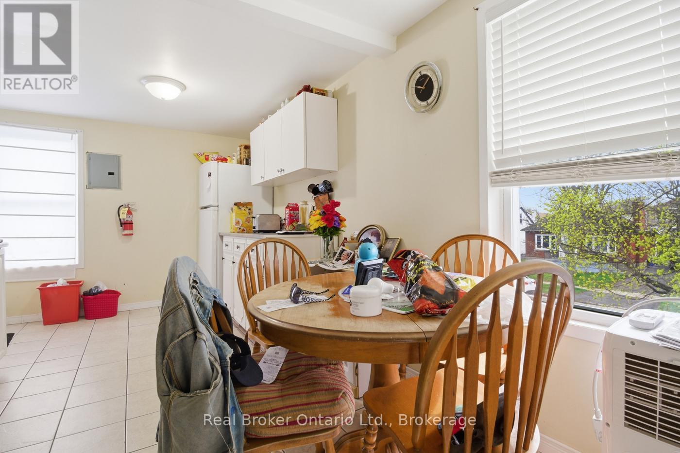 307 Wallace Avenue S Property Photo 20
