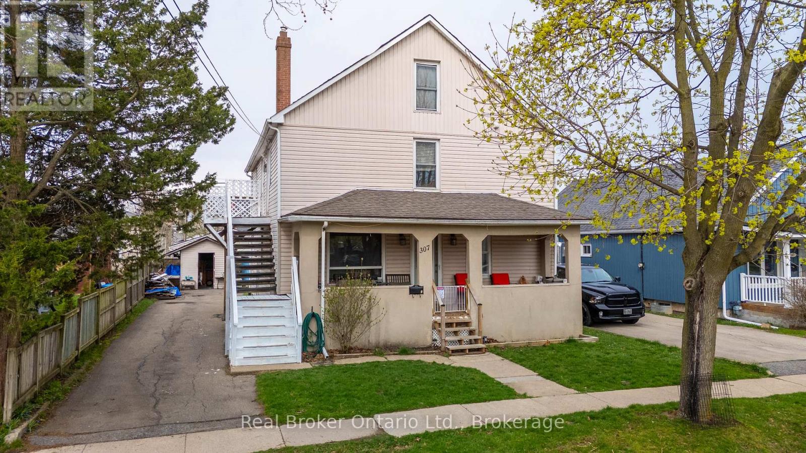 307 Wallace Avenue S Property Photo 44