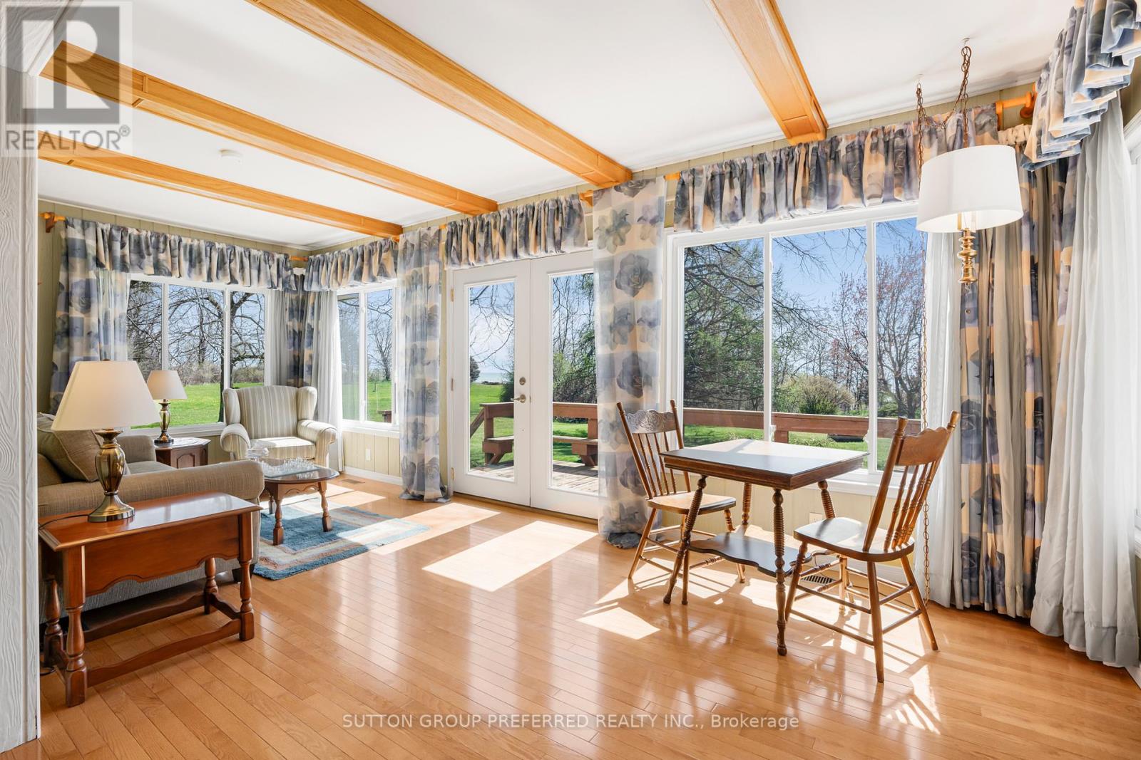 18725 Desmond Road Property Photo 13