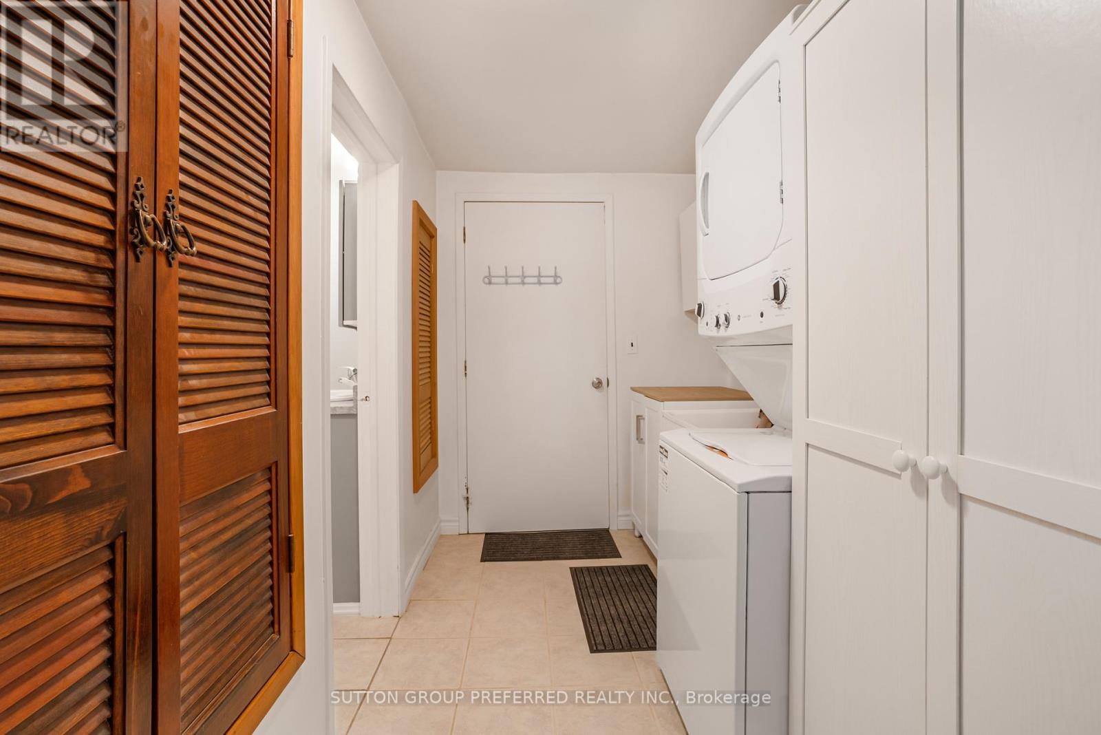 18725 Desmond Road Property Photo 21