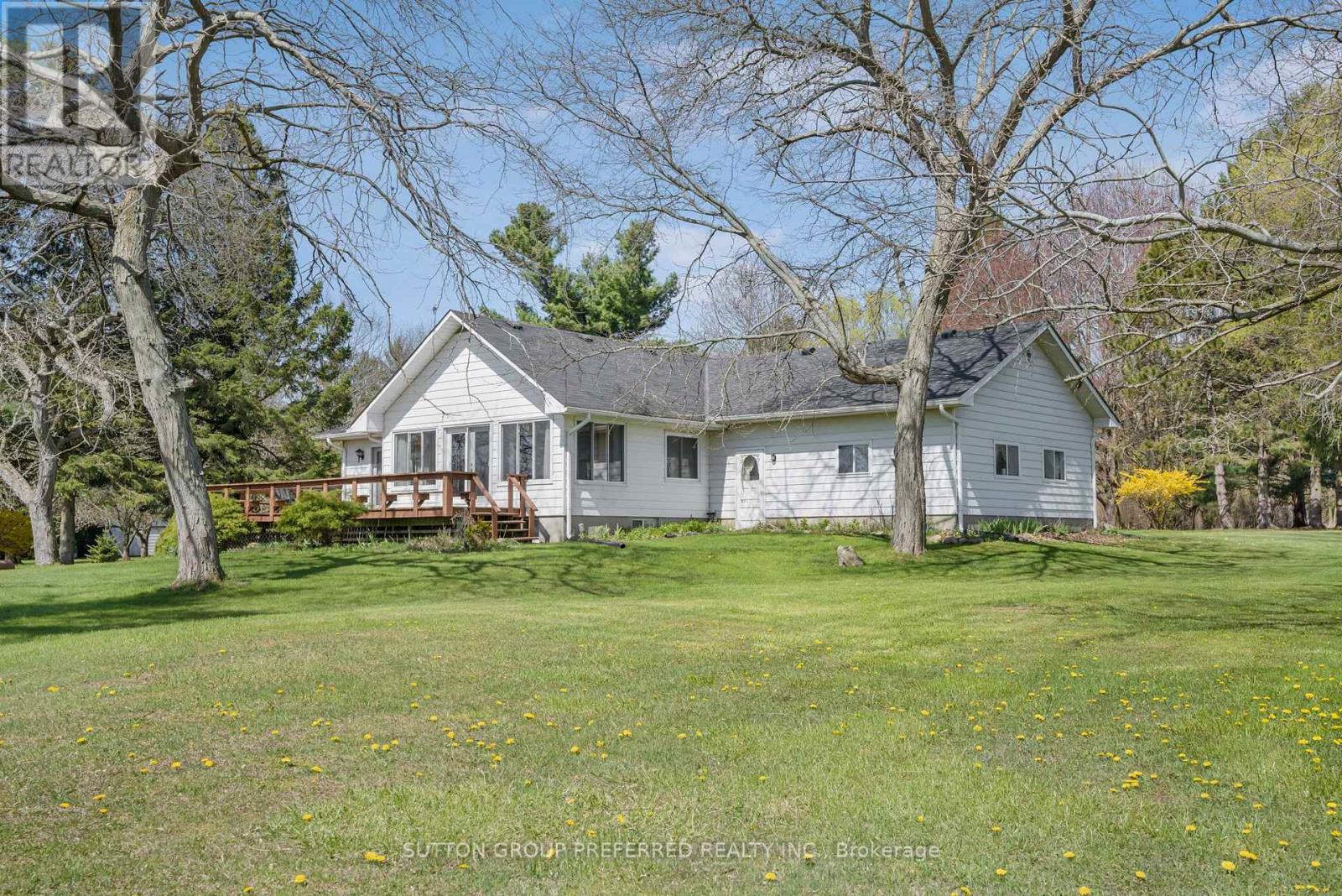 18725 Desmond Road Property Photo 32