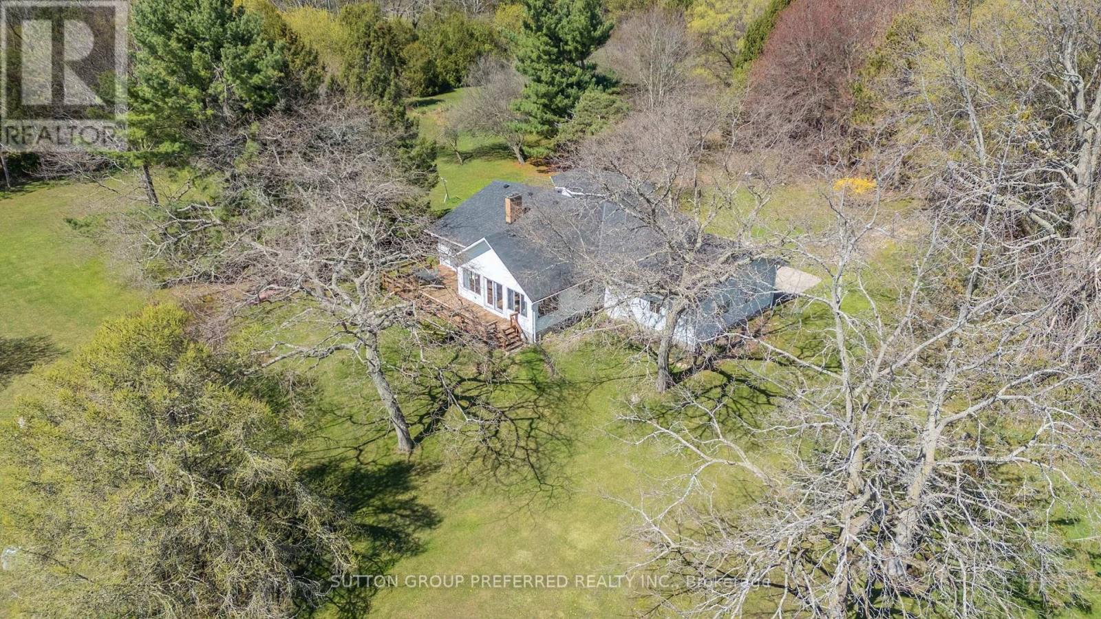 18725 Desmond Road Property Photo 43
