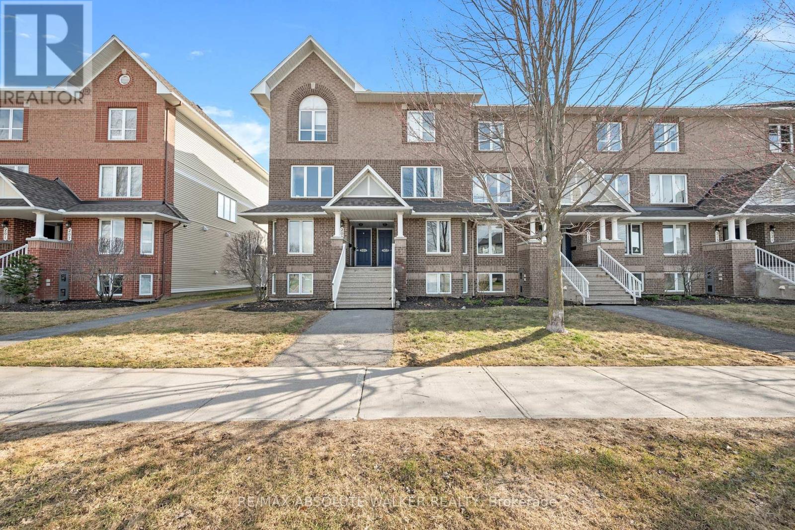 8 - 299 AQUAVIEW DRIVE