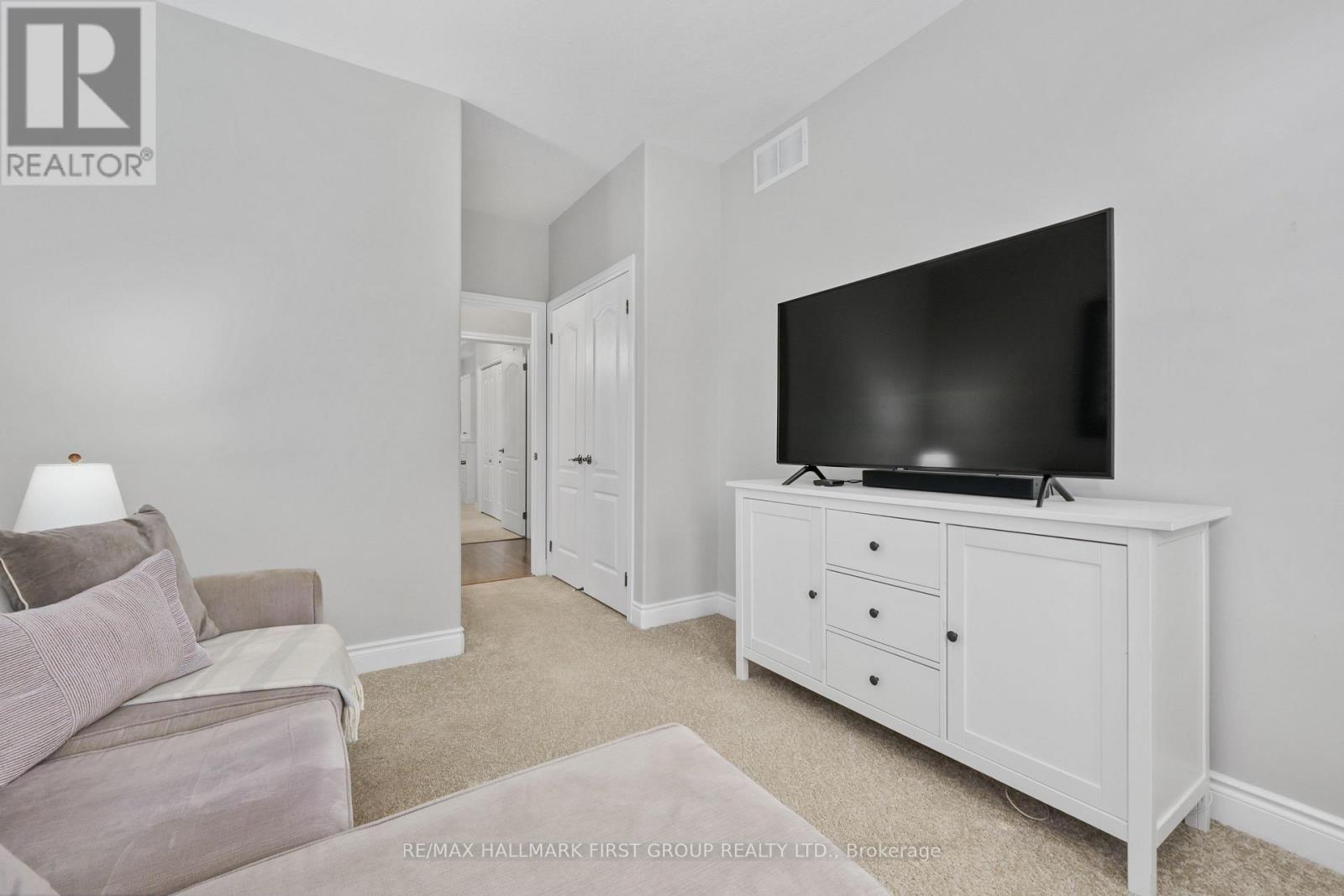 489 Foote Crescent Property Photo 23