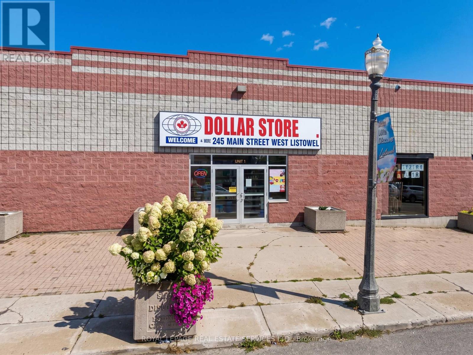 245 MAIN STREET W