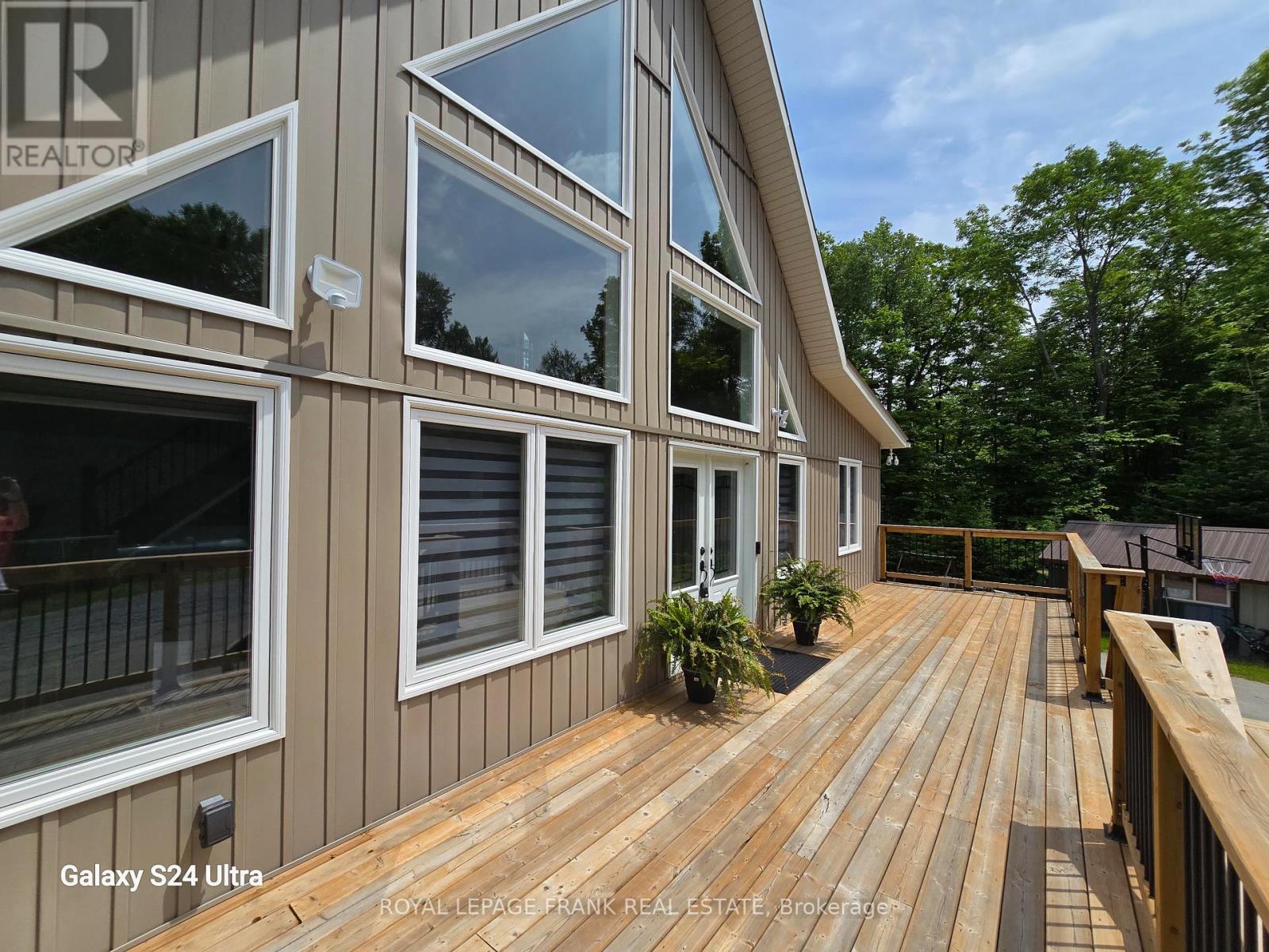 1097 Cheddar Road Property Photo 3