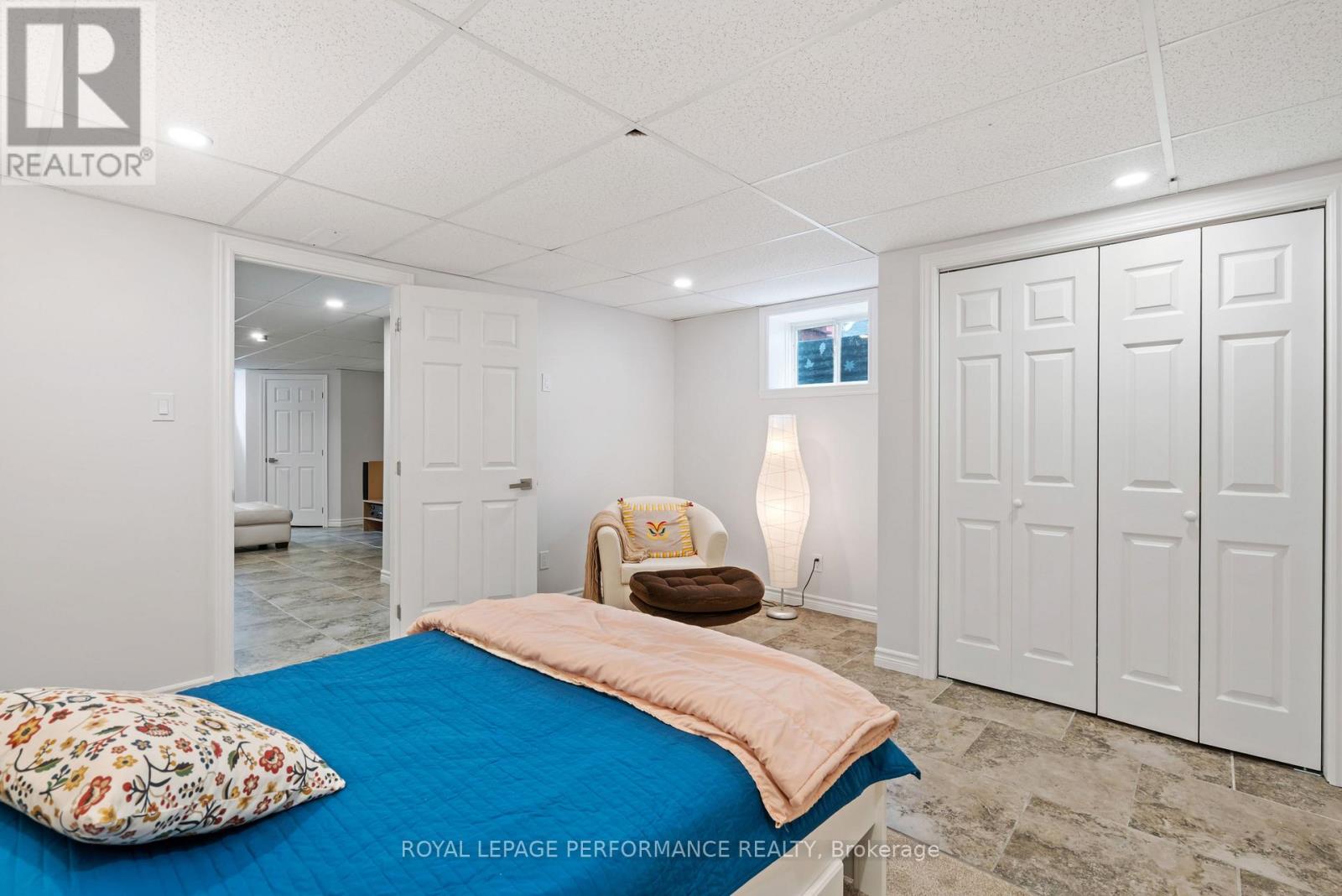 6263 Macdonald Court Property Photo 18