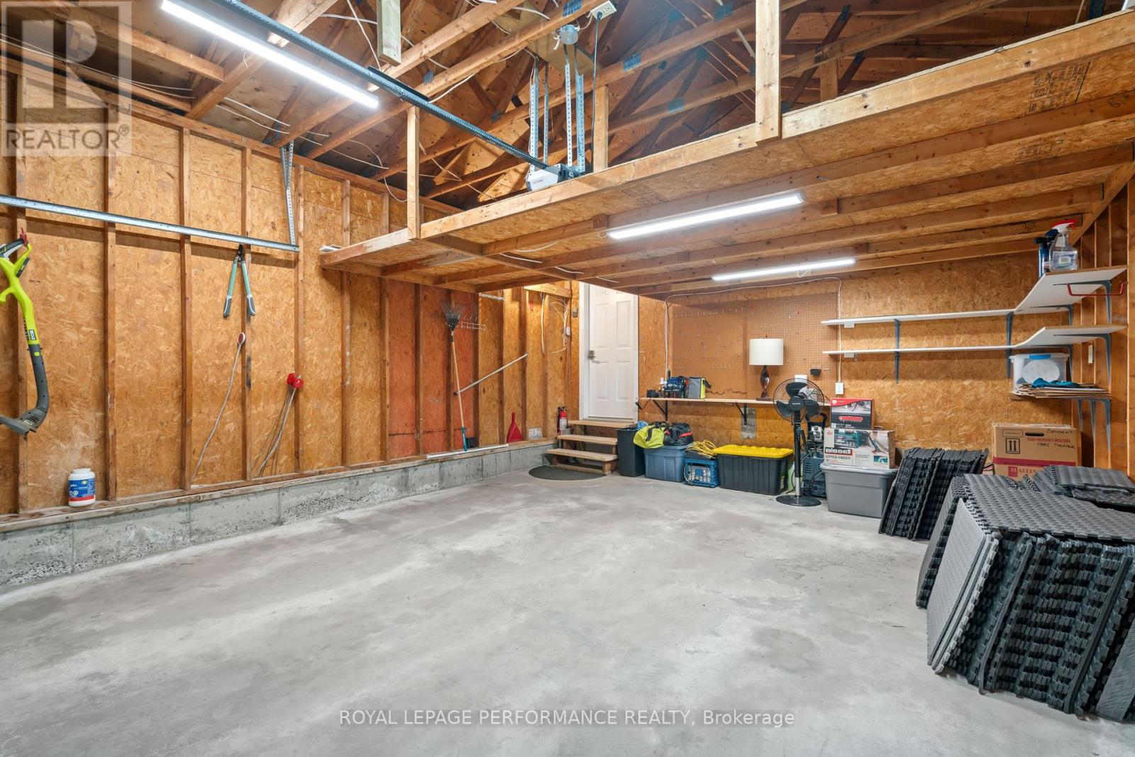 6263 Macdonald Court Property Photo 22
