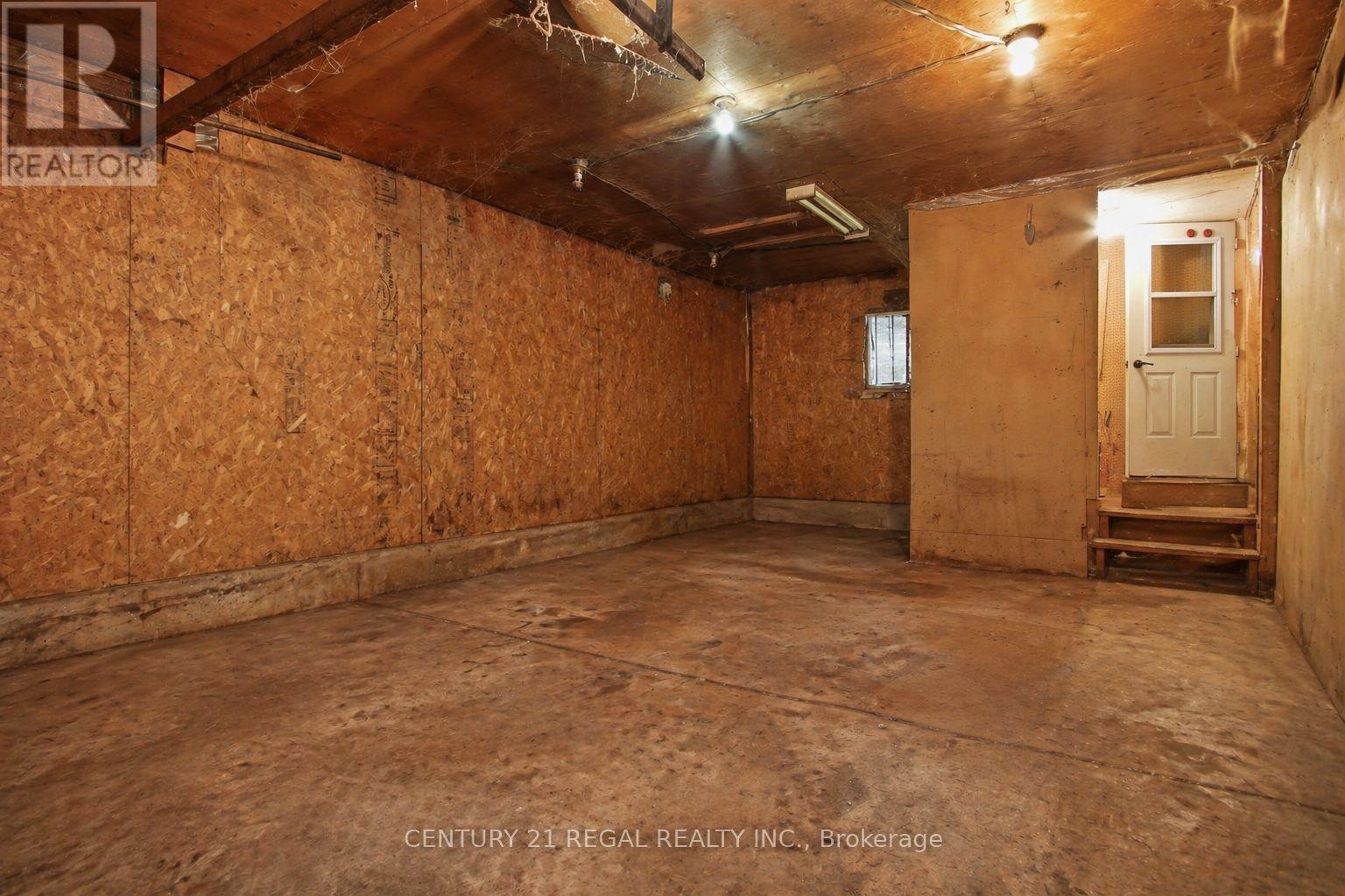 1111 North Baptiste Lake Road N Property Photo 29