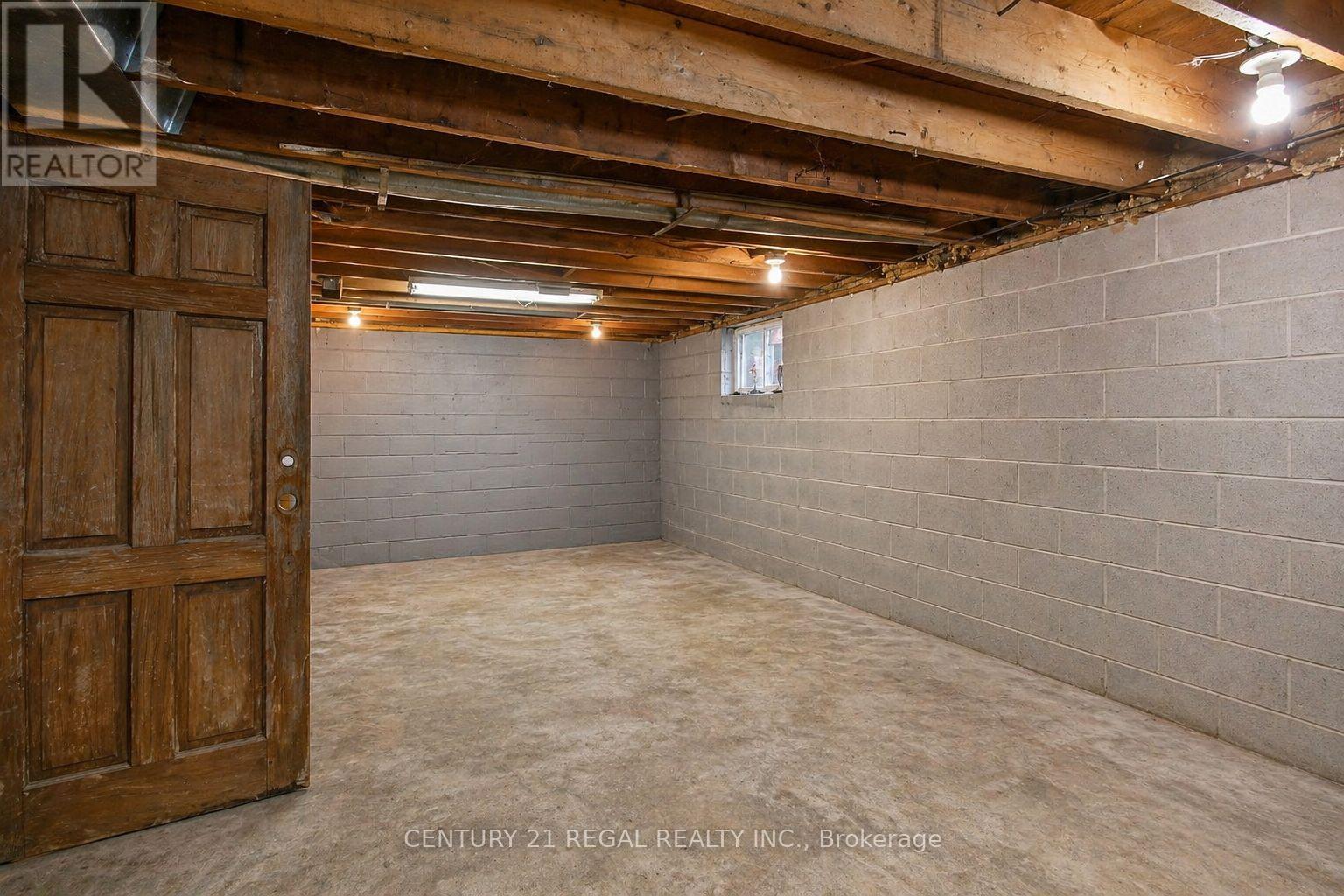 1111 North Baptiste Lake Road N Property Photo 33