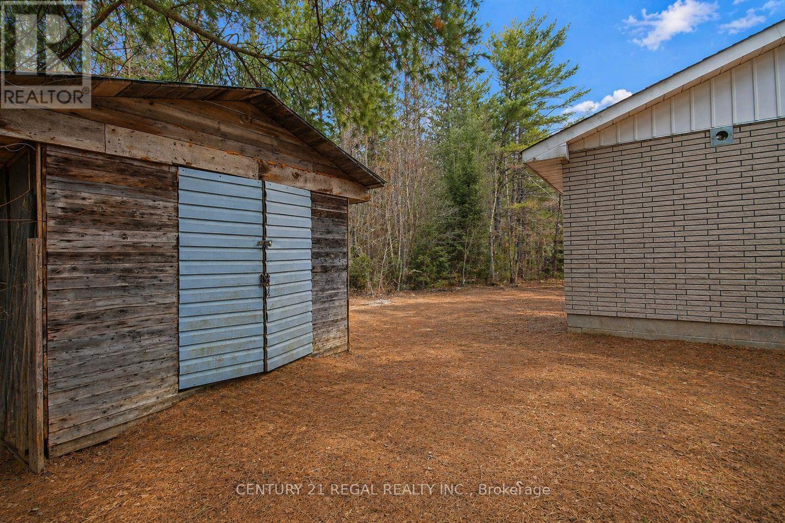 1111 North Baptiste Lake Road N Property Photo 40