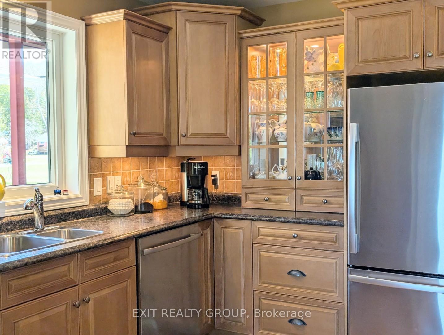 2639 Weslemkoon Lake Road Property Photo 11
