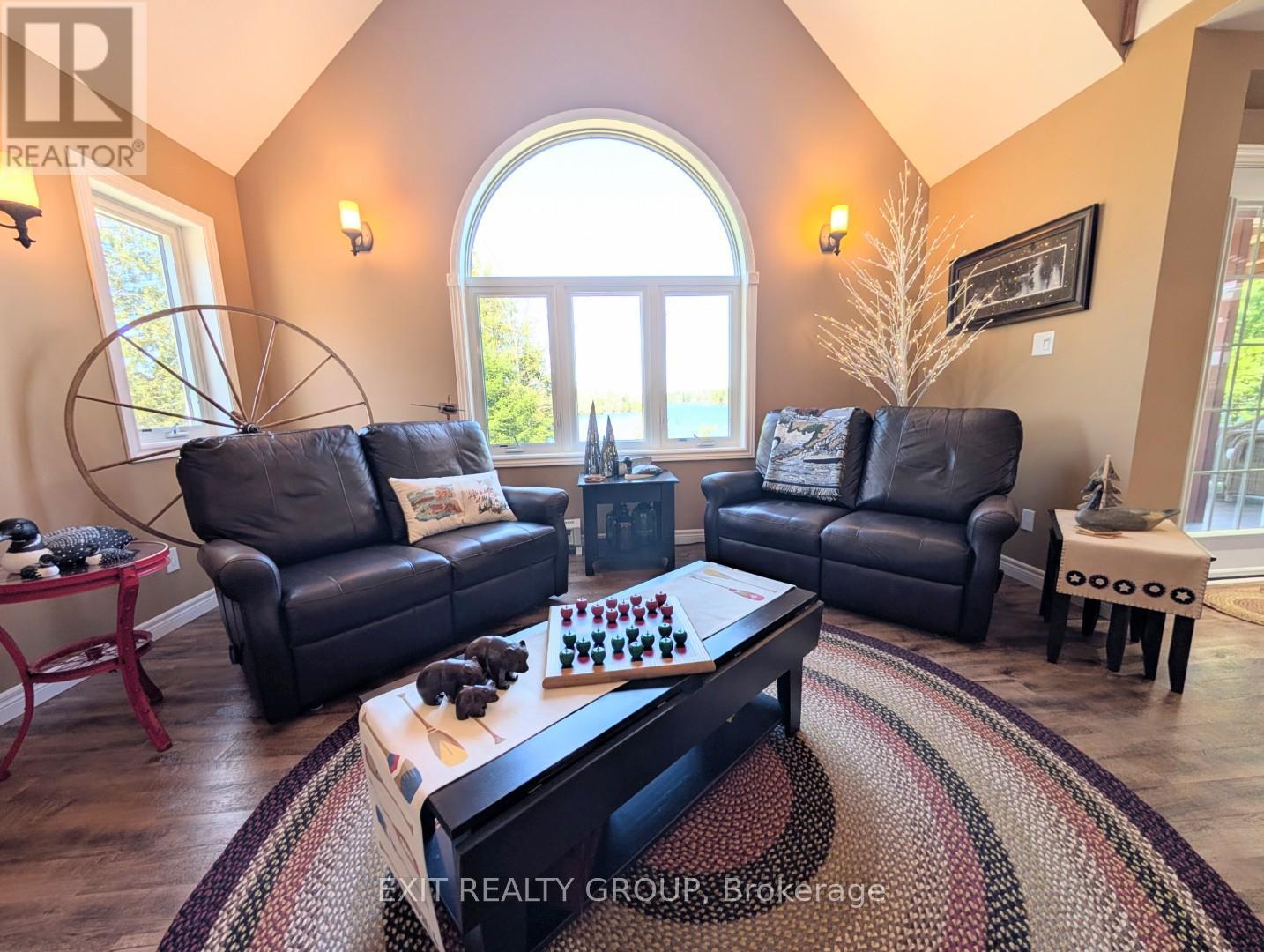 2639 Weslemkoon Lake Road Property Photo 14