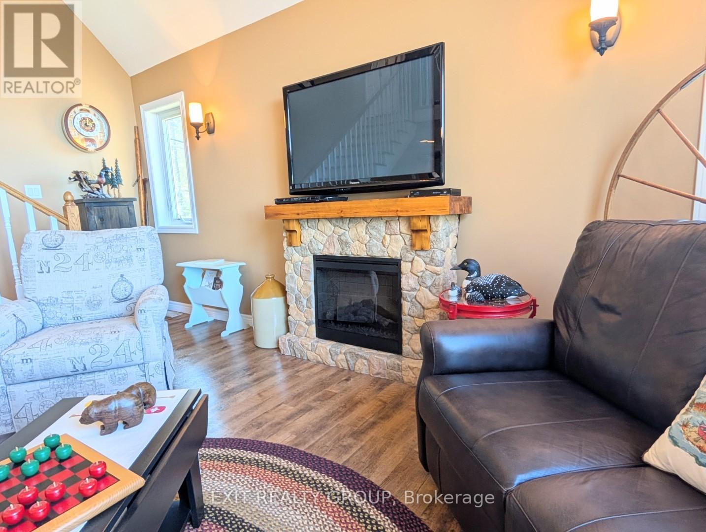 2639 Weslemkoon Lake Road Property Photo 19