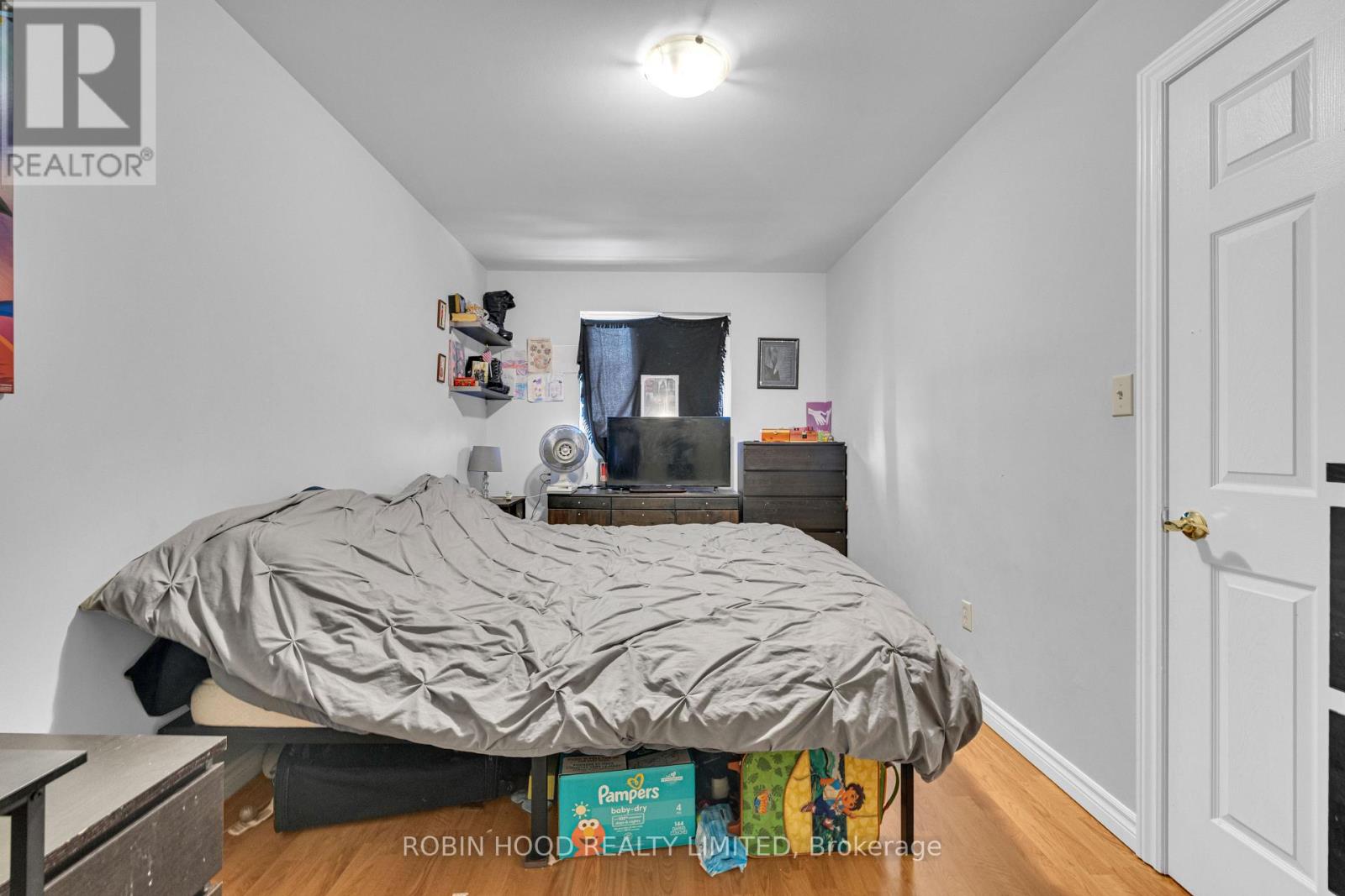 406 Glengarry Avenue Property Photo 9