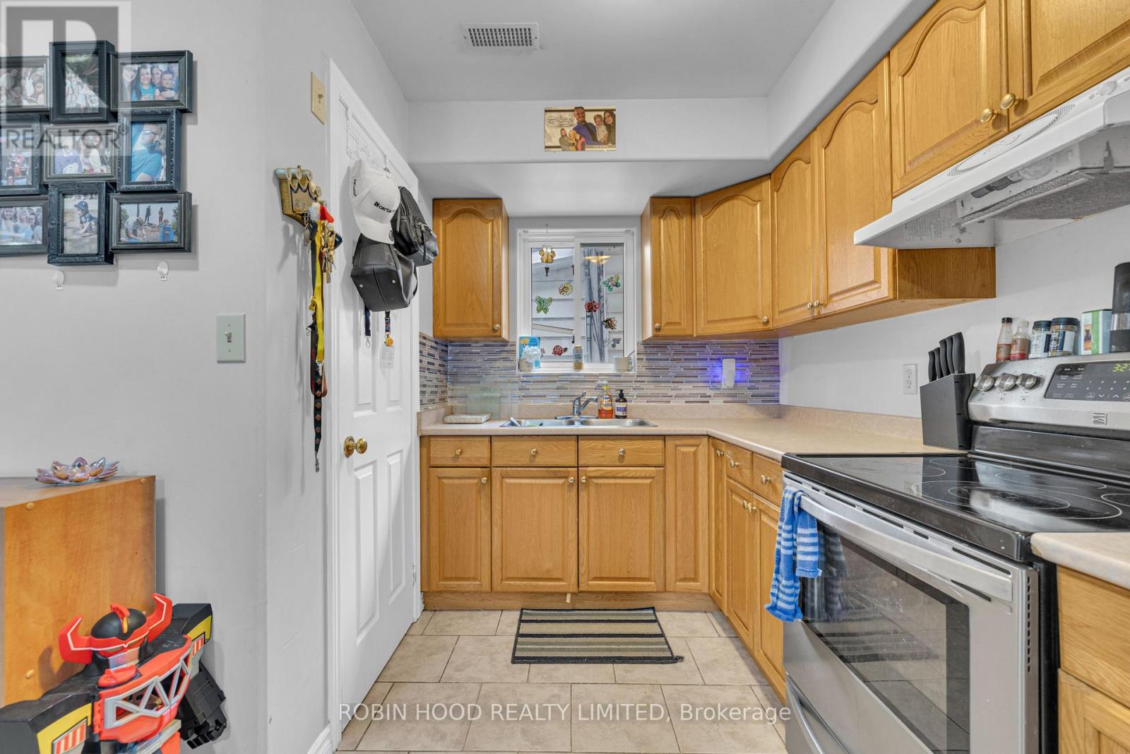 406 Glengarry Avenue Property Photo 15