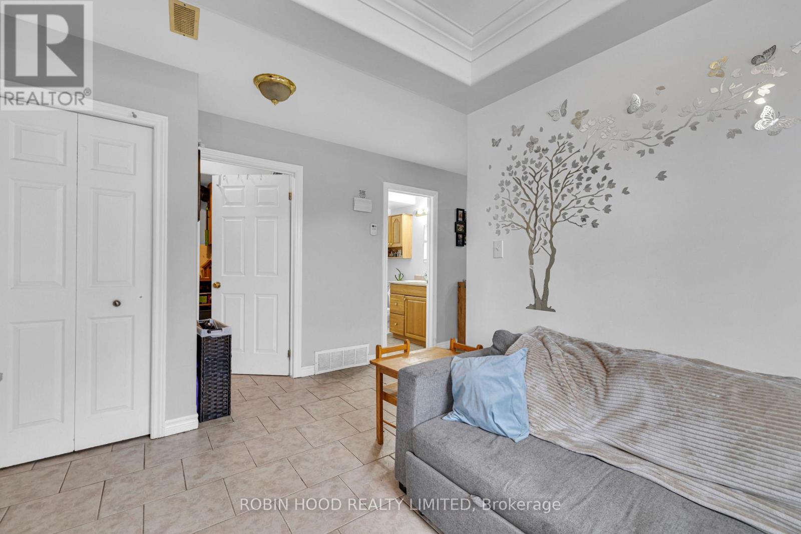 406 Glengarry Avenue Property Photo 22