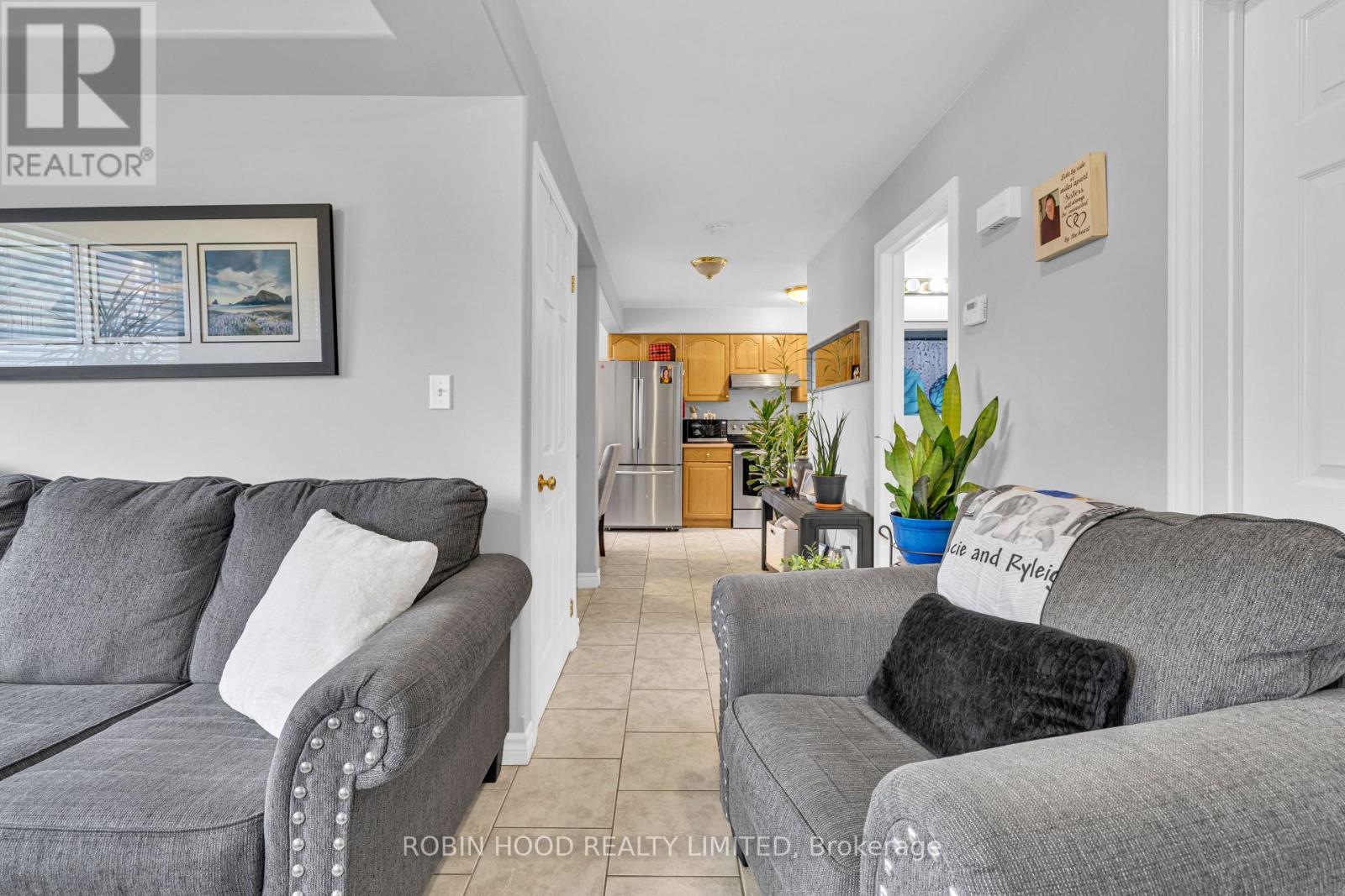 406 Glengarry Avenue Property Photo 25