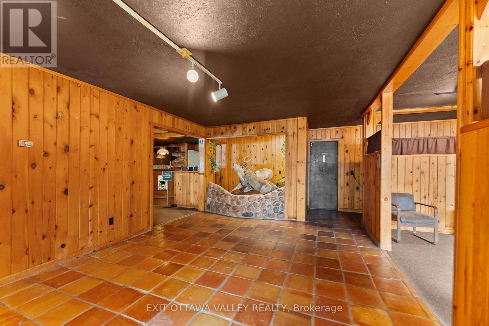 104 K/o Lodge Trail Property Photo 4
