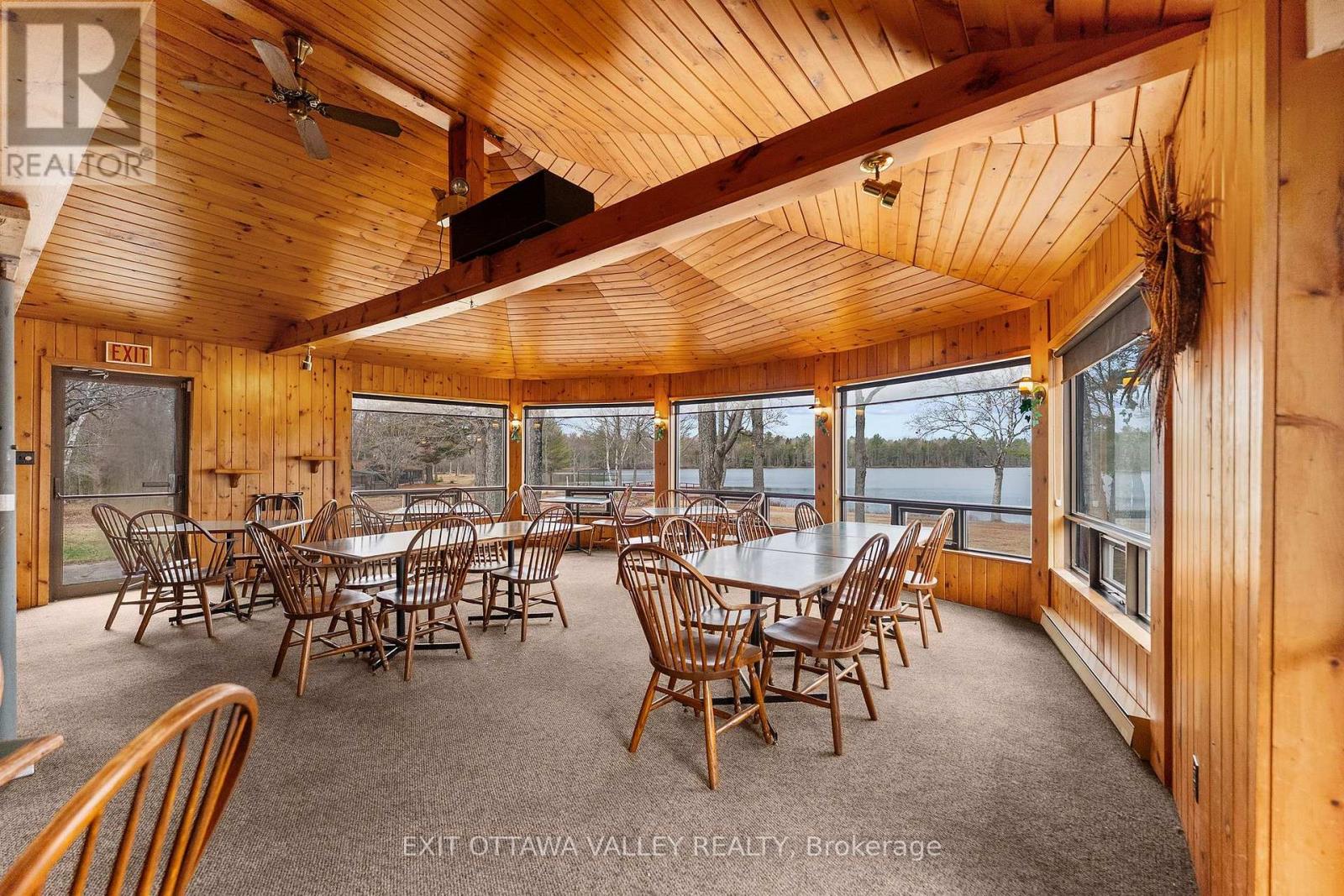 104 K/o Lodge Trail Property Photo 8