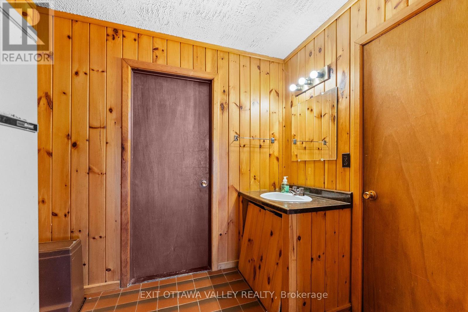104 K/o Lodge Trail Property Photo 32
