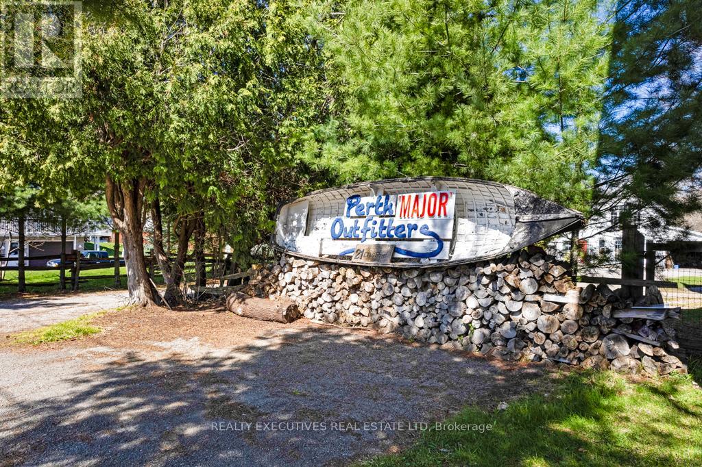 21 Craig Street Property Photo 10