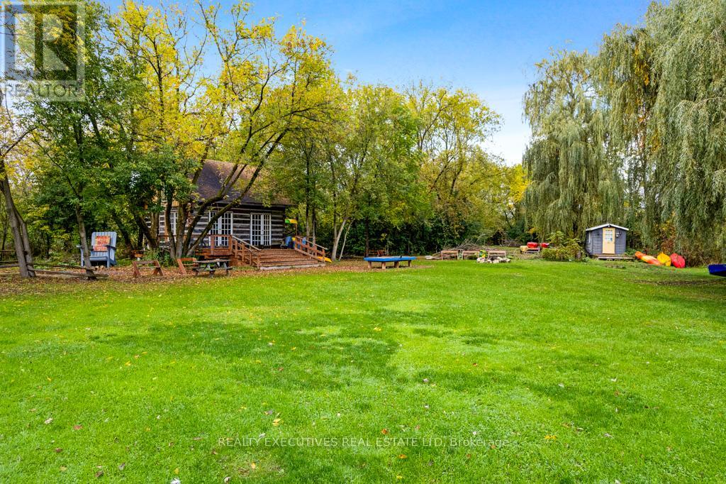21 Craig Street Property Photo 23