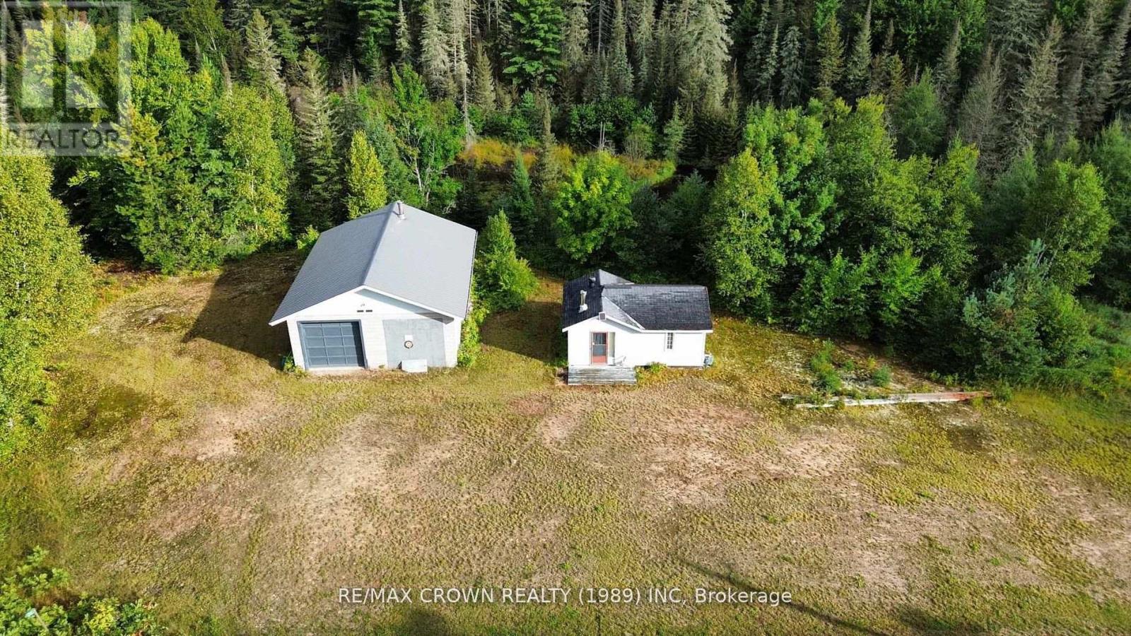 212 Weiler Line Property Photo 4