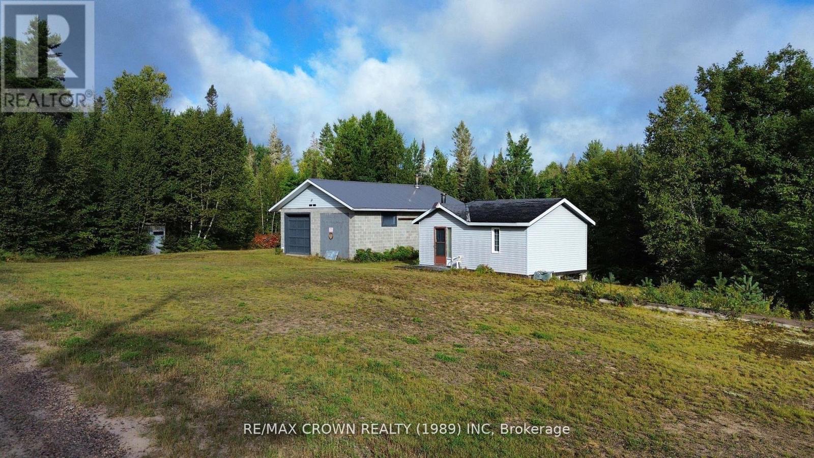 212 Weiler Line Property Photo 5