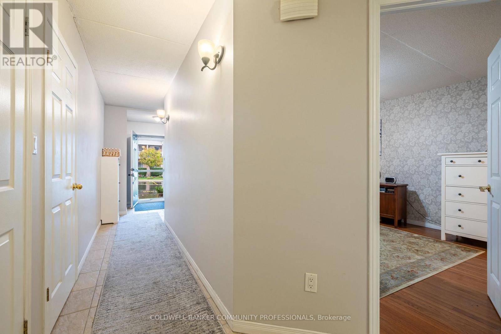 45 - 2737 King Street E Property Photo 9