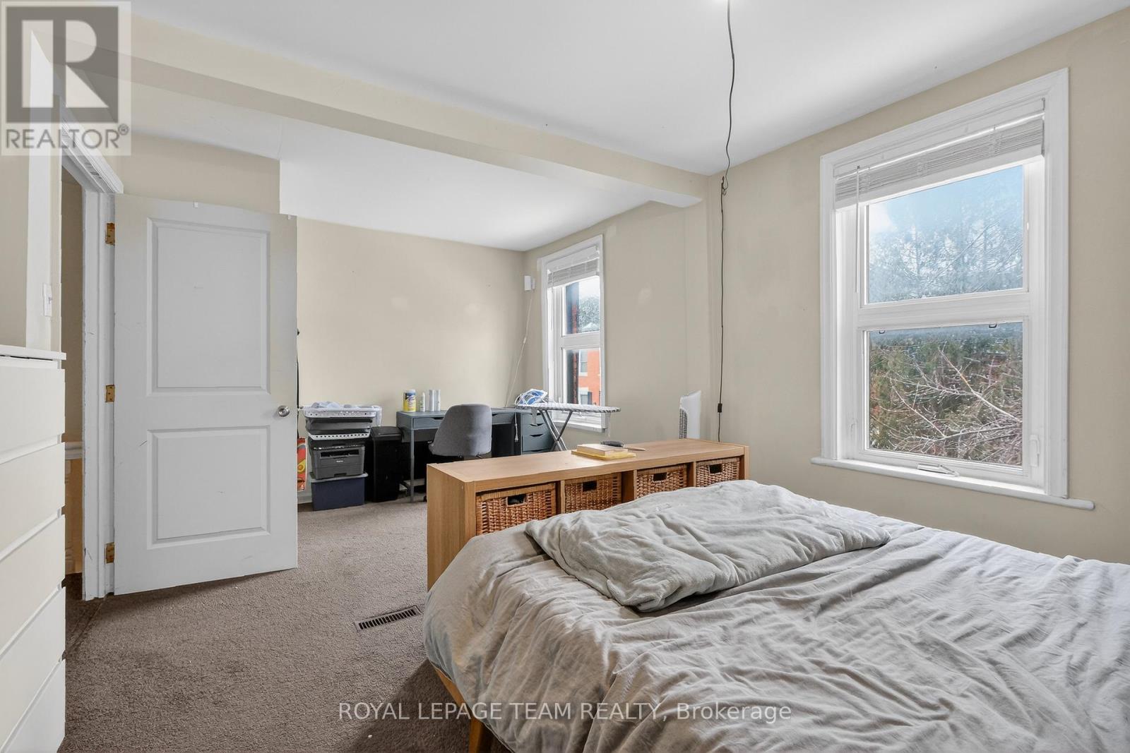 8 Lewis Street Property Photo 12