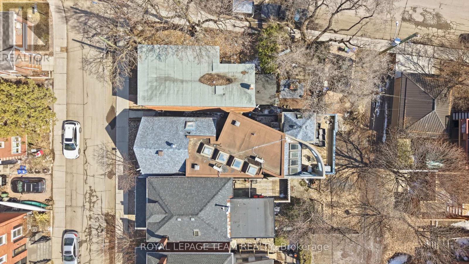 8 Lewis Street Property Photo 31