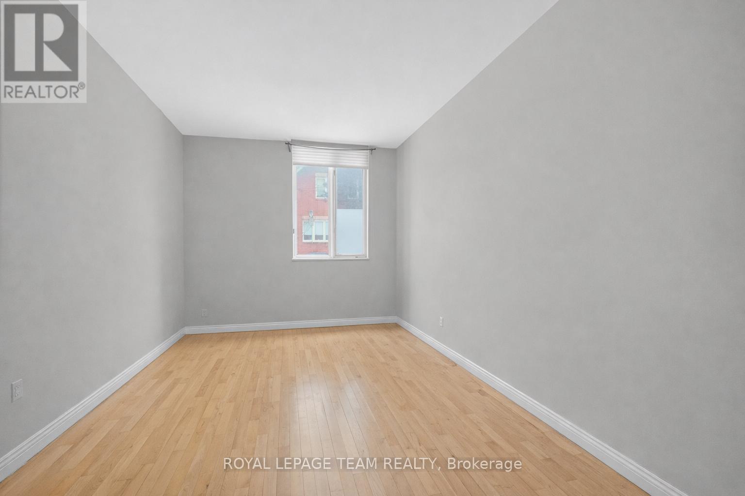 10 Lewis Street Property Photo 4