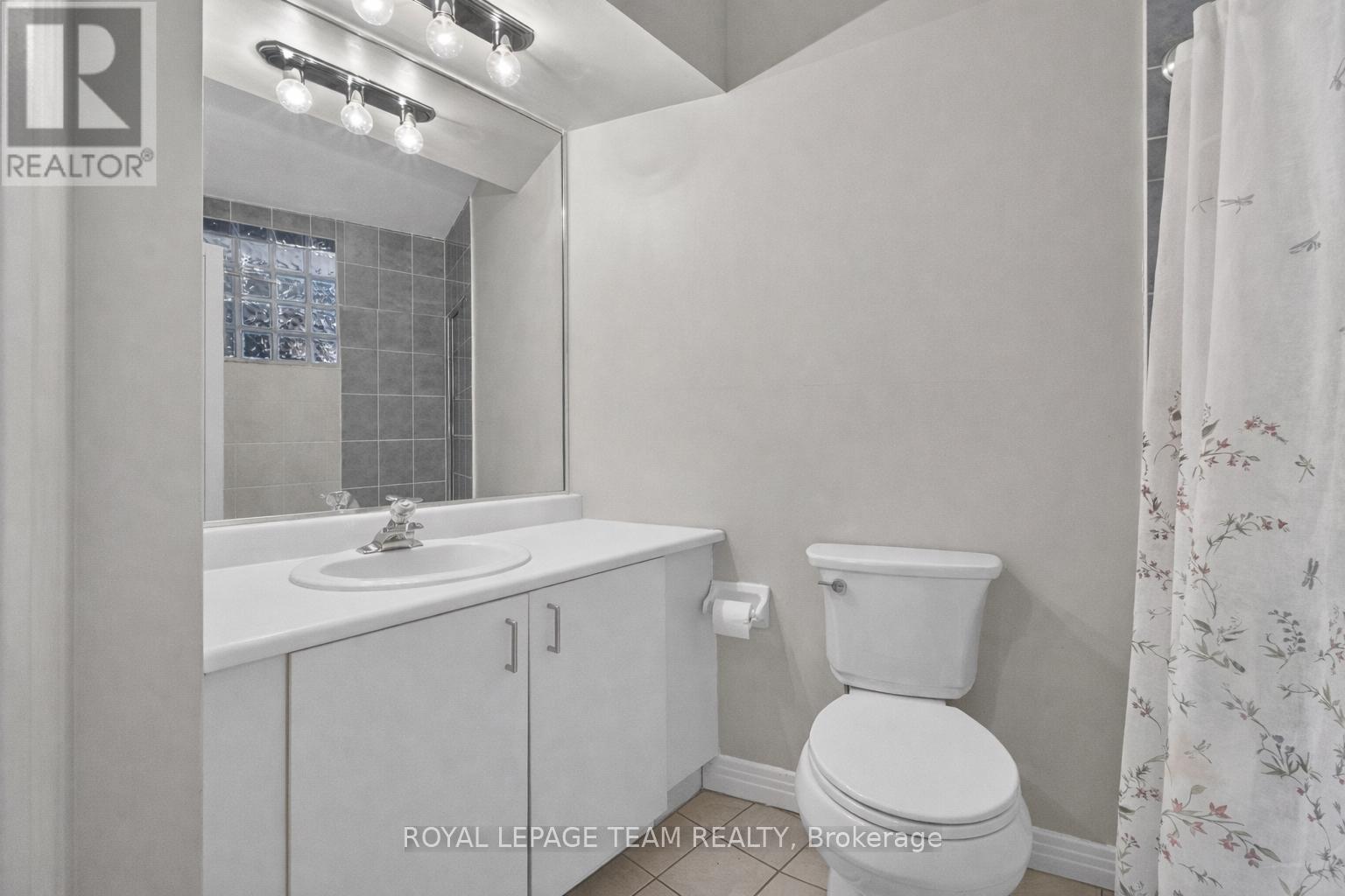 10 Lewis Street Property Photo 9