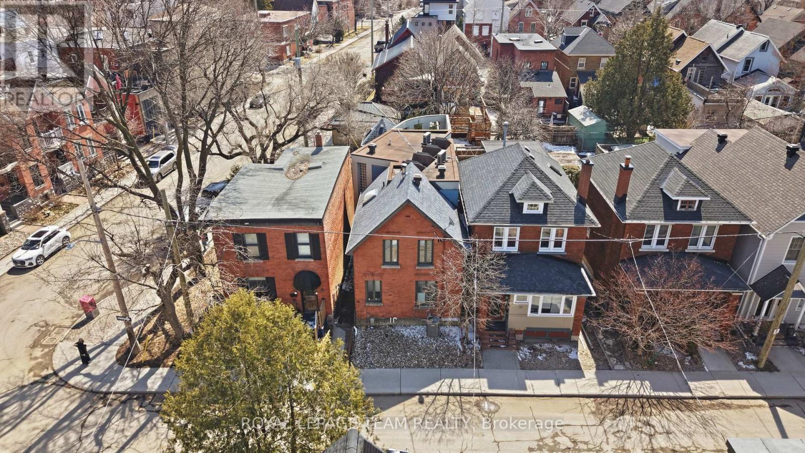 10 Lewis Street Property Photo 16