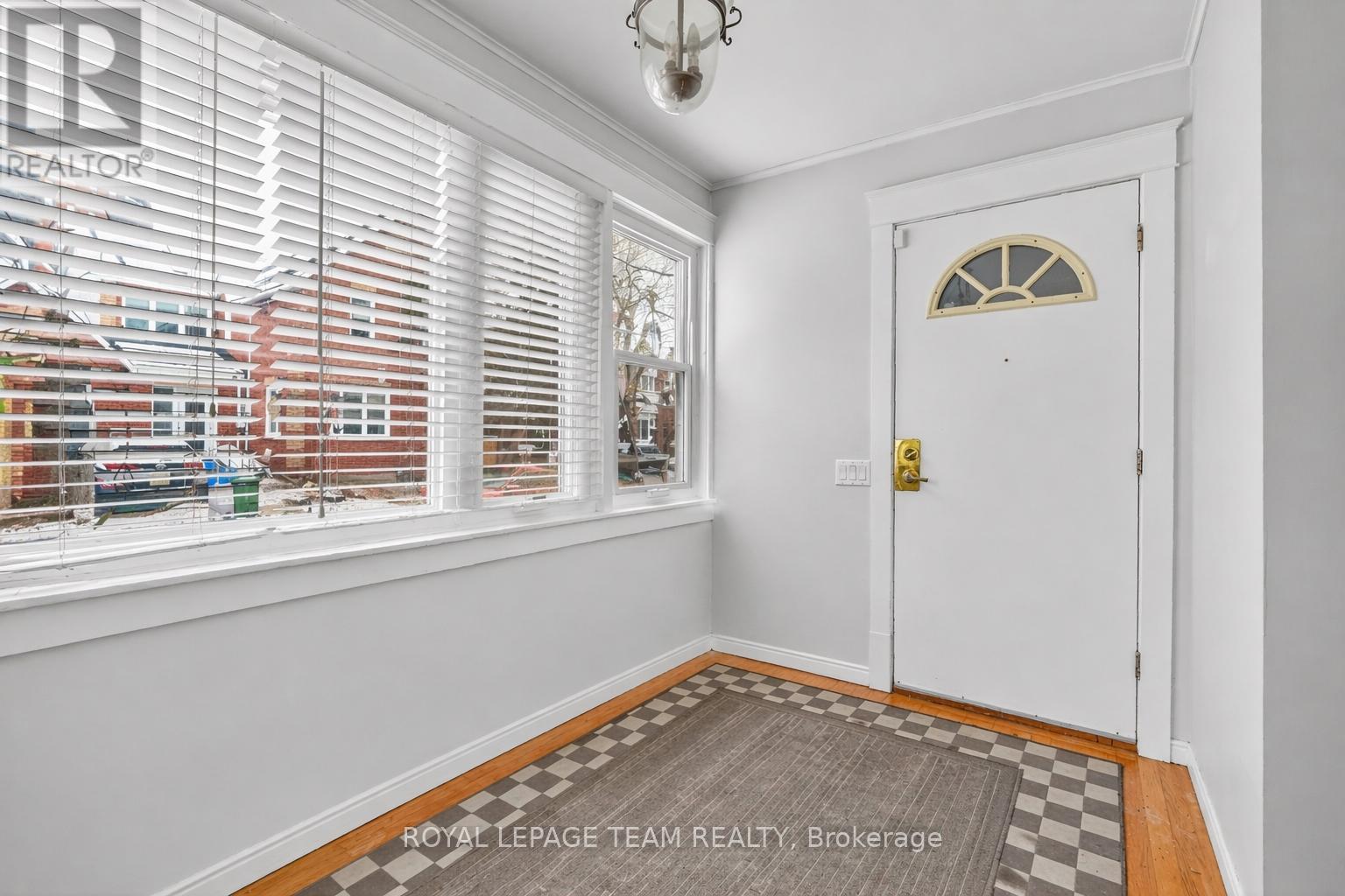 12 Lewis Street Property Photo 2