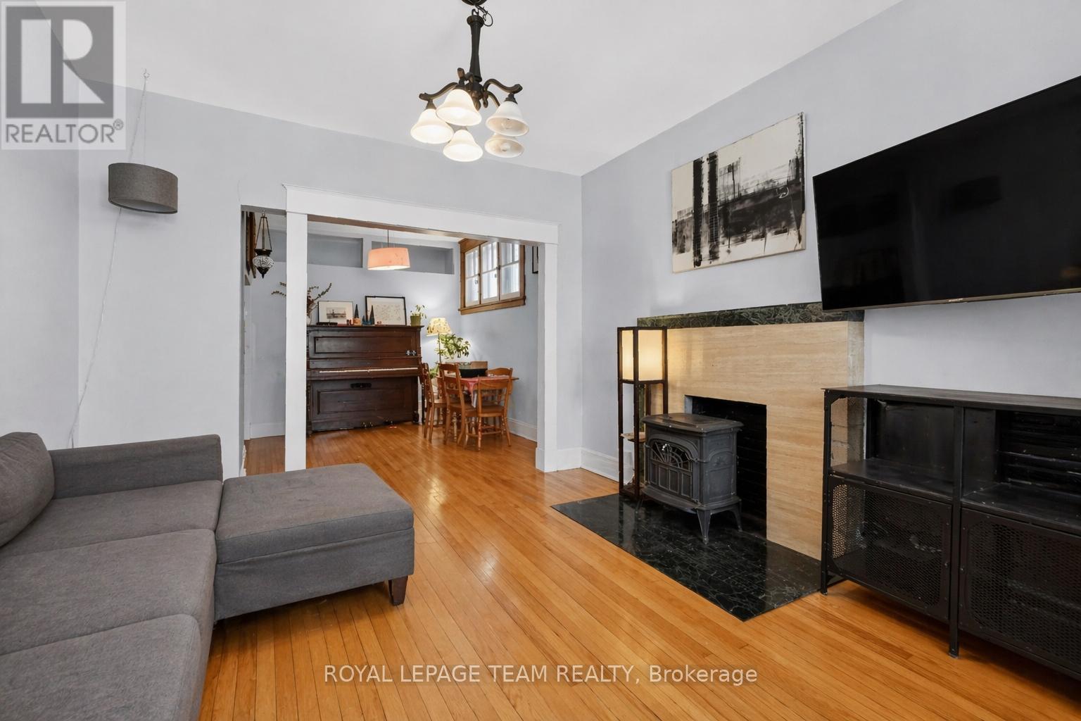 12 Lewis Street Property Photo 4