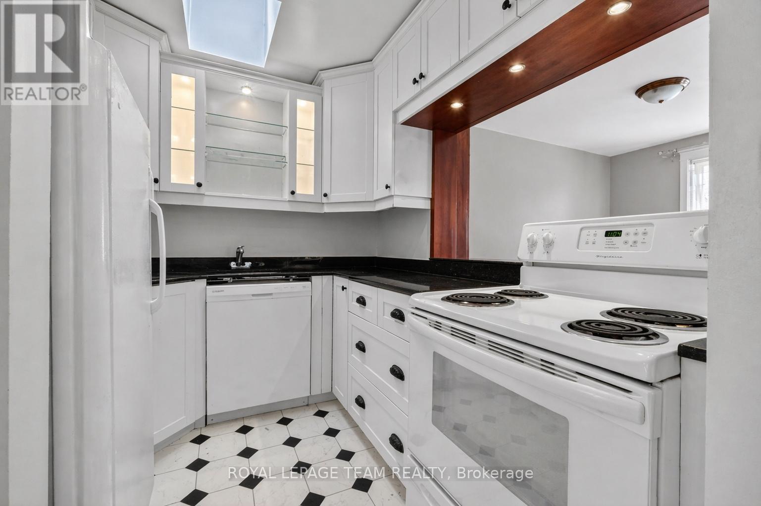 12 Lewis Street Property Photo 13